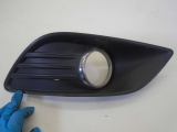 FORD FOCUS ZETEC 2005-2012 FOG LIGHT GRILLE (FRONT DRIVER SIDE) 2005,2006,2007,2008,2009,2010,2011,2012FORD FOCUS FOG LIGHT GRILLE (FRONT DRIVER/RIGHT SIDE) 2005-2012 8M51-R19952-AE     Used