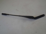 BMW 120D CONVERTIBLE 2008-2013 1995 FRONT WIPER ARM (DRIVER SIDE) 2008,2009,2010,2011,2012,2013BMW 120D CONVERTIBLE FRONT WIPER ARM (DRIVER/RIGHT SIDE) 2008-2013      Used