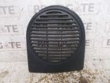 RENAULT CLIO 2001-2005 FRONT SPEAKER COVER (DRIVER SIDE) 2001,2002,2003,2004,2005RENAULT CLIO 2001-2005 FRONT SPEAKER COVER (DRIVER/RIGHT SIDE) 8200083862 8200083862     Used