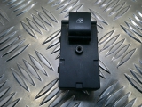VAUXHALL MERIVA SE 2010-2017 ELECTRIC WINDOW SWITCH (REAR) 2010,2011,2012,2013,2014,2015,2016,2017VAUXHALL MERIVA SE ELECTRIC WINDOW SWITCH (REAR) 13301888 - 2010-2017 13301888     Used
