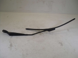 RENAULT TWINGO 2007-2011 1149 FRONT WIPER ARM (PASSENGER SIDE) 2007,2008,2009,2010,2011RENAULT TWINGO FRONT WIPER ARM (PASSENGER/LEFT SIDE) 288806547R 2007-2011 288806547R     Used