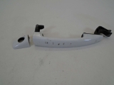PEUGEOT 207 HDI 2009-2012 DOOR HANDLE WITH END CAP - EXTERIOR 2009,2010,2011,2012PEUGEOT 207 HDI 2009-2012 DOOR HANDLE WITH END CAP - EXTERIOR WHITE EWPB      Used