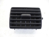 VOLKSWAGEN FOX 2005-2011 CENTRE AIR VENT (PASSENGER SIDE) 2005,2006,2007,2008,2009,2010,2011VOLKSWAGEN FOX CENTRE AIR VENT (PASSENGER/LEFT SIDE) 5Z0819728 2005-2011 5Z0819728     Used