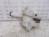 FORD COUGAR 1998-2001 WASHER BOTTLE AND PUMP 1998,1999,2000,2001FORD COUGAR 1998-2001 WASHER BOTTLE AND PUMP       Used