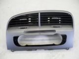 SEAT ALTEA SE 2009-2015 CENTRE AIR VENTS AND SURROUND 2009,2010,2011,2012,2013,2014,2015SEAT ALTEA SE CENTRE AIR VENTS AND SURROUND 5P2819110M 2009-2015 5P2819110M     Used