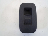 TOYOTA AURIS TR 2007-2012 ELECTRIC WINDOW SWITCH (REAR) 2007,2008,2009,2010,2011,2012TOYOTA AURIS TR ELECTRIC WINDOW SWITCH (REAR) 2007-2012      Used