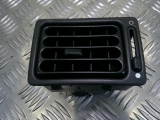 PEUGEOT 106 1996-2004 FRONT AIR VENT (DRIVER SIDE) 1996,1997,1998,1999,2000,2001,2002,2003,2004PEUGEOT 106 FRONT AIR VENT (DRIVER/RIGHT SIDE) 9605782877 1996-2004 9605782877     Used