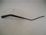 NISSAN JUKE TEKNA 2010-2015 1461 FRONT WIPER ARM (PASSENGER SIDE) 2010,2011,2012,2013,2014,2015NISSAN JUKE TEKNA FRONT WIPER ARM (PASSENGER/LEFT SIDE) 2010-2015      Used