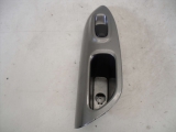 NISSAN JUKE TEKNA 2010-2015 ELECTRIC WINDOW SWITCH (REAR DRIVER SIDE) 2010,2011,2012,2013,2014,2015NISSAN JUKE TEKNA ELECTRIC WINDOW SWITCH (REAR DRIVER/RIGHT SIDE) 2010-2015      Used