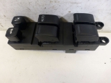 NISSAN PRIMERA P12 2002-2006 ELECTRIC WINDOW SWITCH (FRONT DRIVER SIDE) 2002,2003,2004,2005,2006NISSAN PRIMERA P12 2002-2006 ELECTRIC WINDOW SWITCH (FRONT RIGHT/DRIVER SIDE)  25401 AV660     Used