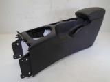 NISSAN QASHQAI 2007-2013 CENTRE CONSOLE 2007,2008,2009,2010,2011,2012,2013NISSAN QASHQAI CENTRE CONSOLE AND ARM REST 2007-2013      Used