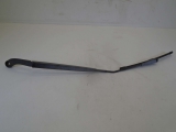 NISSAN QASHQAI 2007-2013 1461 FRONT WIPER ARM (PASSENGER SIDE) 2007,2008,2009,2010,2011,2012,2013NISSAN QASHQAI FRONT WIPER ARM (PASSENGER/LEFT SIDE) 207-2013      Used