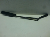 NISSAN SUNNY 1990-1995 FRONT WIPER ARM (DRIVER SIDE) 1990,1991,1992,1993,1994,1995NISSAN SUNNY 1990-1995 FRONT WIPER ARM (DRIVER/RIGHT SIDE)       Used