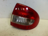 RENAULT MEGANE SALOON 1999-2003 REAR/TAIL LIGHT ON BODY ( DRIVERS SIDE) 1999,2000,2001,2002,2003RENAULT MEGANE SALOON 1999-2003 REAR/TAIL LIGHT ON BODY ( DRIVERS/RIGHT SIDE)       Used