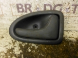 RENAULT SCENIC 1999-2003 DOOR HANDLE - INTERIOR (REAR DRIVER SIDE) SILVER 1999,2000,2001,2002,2003RENAULT SCENIC 1999-2003 DOOR HANDLE - INTERIOR (REAR DRIVER/RIGHT SIDE)      Used
