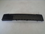 FIAT 500 LOUNGE 2007-2015 LOWER GRILLE - CENTRE GREY 2007,2008,2009,2010,2011,2012,2013,2014,2015FIAT 500 LOUNGE LOWER GRILLE - CENTRE 51797997 2007-2015 51797997     Used
