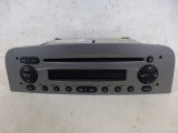 ALFA ROMEO 147 2001-2005 CD PLAYER 2001,2002,2003,2004,2005ALFA ROMEO 147 2001-2005 CD PLAYER SILVER FACIA - 7353018230      Used