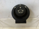 FORD FOCUS 3 DR HATCHBACK 1998-2004 ELECTRIC MIRROR SWITCH 1998,1999,2000,2001,2002,2003,2004FORD FOCUS 1998-2004 ELECTRIC MIRROR SWITCH 93B617B676BA 93B617B676BA     Used