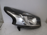 RENAULT TRAFIC PANEL VAN 2014-2019 HEADLIGHT/HEADLAMP (DRIVER SIDE) 2014,2015,2016,2017,2018,2019RENAULT TRAFIC SL27 MK3 X82 2014-2019 RIGHT O/S HEADLIGHT 260101058R 39684 260101058R  
    GRADE C