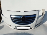 VAUXHALL INSIGNIA 5 DOOR HATCHABCK 2009-2013 BUMPER (FRONT) WHITE 2009,2010,2011,2012,2013VAUXHALL INSIGNIA 09-13 FRONT BUMPER +CHROME GRILL WHITE 13288286 BADGE MISSING 13288286     Used