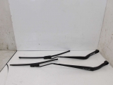 VAUXHALL INSIGNIA 2013-2016 FRONT WIPER ARMS AND BLADES PAIR 2013,2014,2015,2016VAUXHALL INSIGNIA 2013-2016 FRONT WIPER ARMS AND BLADES PAIR 13227401 35757 13227401      GRADE A