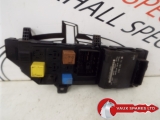 VAUXHALL VECTRA 2002-2008 FUSE BOX (BODY ECU) 2002,2003,2004,2005,2006,2007,2008VAUXHALL VECTRA C 02-08 FUSE BOX AND BODY CONTROL MODULE 13223678 *TECH2 RESET*      Used