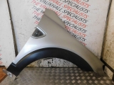 CHEVROLET CAPTIVA 2006-2010 WING (DRIVER SIDE) SILVER 2006,2007,2008,2009,2010CHEVROLET CAPTIVA 06-10 DRIVER SIDE O/S WING SILVER 17596 *SCUFFS + SCRATCHES*      Used