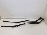 VAUXHALL INSIGNIA 2013-2016 FRONT WIPER ARMS AND BLADES PAIR 2013,2014,2015,2016VAUXHALL INSIGNIA 2013-2016 FRONT WIPER ARMS+BLADES PAIR 13227400 13227401 35832 13227400      GRADE A