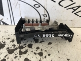 VAUXHALL ASTRA 2009-2015 1.3 FUSE BOX (IN ENGINE BAY) 2009,2010,2011,2012,2013,2014,2015VAUXHALL ASTRA J 09-15 BATTERY FUSE BOX AND TERMINAL 13368498 UQ 13890      Used