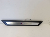 BMW M5 2017-2023 DOOR SILL COVER TRIM 2017,2018,2019,2020,2021,2022,2023BMW M5 F90 4DR SALOON 2017-ON FRONT ILLUMINATED DOOR SILL COVER TRIM 8061069 *8 8061069      GRADE B