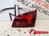 VAUXHALL ASTRA 5 DOOR ESTATE 2009-2015 REAR/TAIL LIGHT ON TAILGATE (DRIVERS SIDE) 2009,2010,2011,2012,2013,2014,2015VAUXHALL ASTRA J ESTATE 09-15 DRIVER REAR O/S/R ON GATE LIGHT 13314055 11031      Used