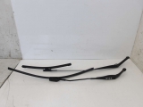 FIAT 500L 2012-2016 FRONT WIPER ARMS AND BLADES PAIR 2012,2013,2014,2015,2016FIAT 500L MK1 73 2012-2016 FRONT WIPER ARMS AND BLADES PAIR 51883630 51883632 51883630      GRADE A