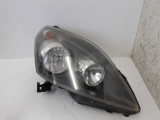 VAUXHALL ZAFIRA B 5 DOOR MPV 2010-2014 HEADLIGHT/HEADLAMP (DRIVER SIDE) 2010,2011,2012,2013,2014VAUXHALL ZAFIRA B FL 5DR MPV 10-14 O/S HEADLIGHT 24451051 40073 (4) *WATER MARKS 24451051  
    GRADE B