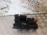 MERCEDES C CLASS C250 2011-2014 BATTERY TERMINAL FUSE BOX 2011,2012,2013,2014MERCEDES C CLASS C250 CDI 11-14 BATTERY TERMINAL FUSE BOX RELAY A2075400740      Used