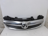 VAUXHALL ZAFIRA 2010-2014 FRONT BUMPER CHROME GRILL 2010,2011,2012,2013,2014VAUXHALL ZAFIRA B MK2 FACELIFT 2010-2014 FRONT BUMPER CHROME GRILL 13247331 13247331      GRADE B