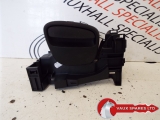 SMART FORFOUR A453 2015-2018 SLIDE-OUT STORAGE COMPARTMENT 2015,2016,2017,2018SMART FORFOUR A453 15-ON SLIDE-OUT CENTRE CONSOLE STORAGE BOX 969106783R 10594      Used