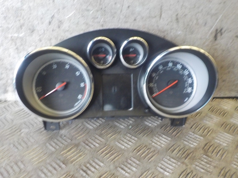 FORD FIESTA MK7 1.0 ECOBOOST HATCHBACK 5 Door 2015-2018 998 SPEEDO CLOCKS