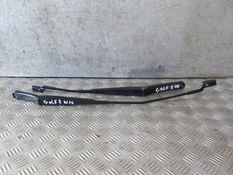 VOLKSWAGEN GOLF SE TDI BLUEMOTION TECHNOLOGY E5 4 DOHC 2012-2017 PAIR OF WIPER ARMS