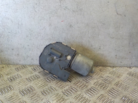 AUDI Q5 8R 2.0 TDI CAH 2008-2012 FRONT WIPER MOTOR 8R2955119A