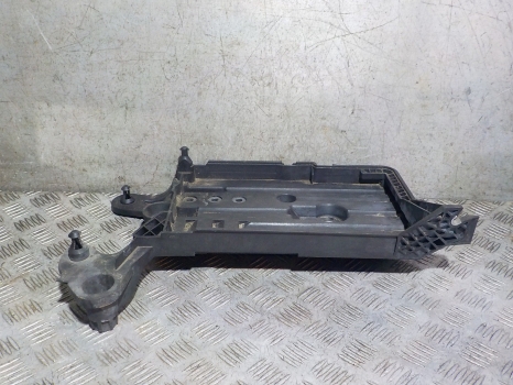 SEAT LEON TSI FR TECHNOLOGY E5 4 DOHC HATCHBACK 5 Door 2014-2020 BATTERY TRAY