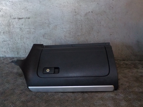 VOLKSWAGEN GOLF GT TDI E5 4 DOHC HATCHBACK 5 Door 2008-2013 GLOVE BOX