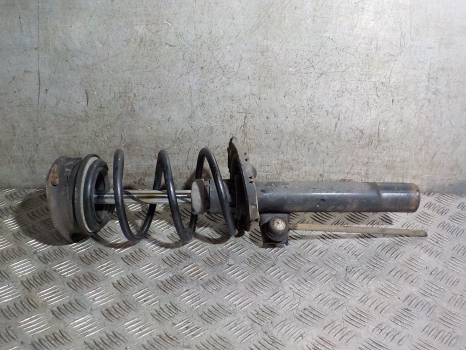 SKODA OCTAVIA S TDI CR HATCHBACK 5 Door 2013-2016 1598 STRUT/SHOCK/LEG (FRONT DRIVER SIDE)