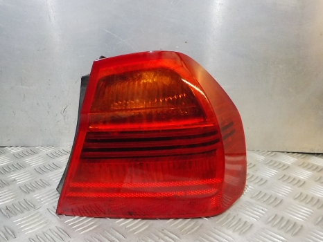 BMW E90 3 SERIES 318D N47D20A SALOON 4 DOOR 2007-2008 REAR/TAIL LIGHT ON BODY ( DRIVERS SIDE)