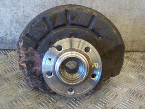 AUDI A1 SPORT TDI HATCHBACK 3 Door 2011-2015 1598 HUB WITH ABS (FRONT DRIVER SIDE)