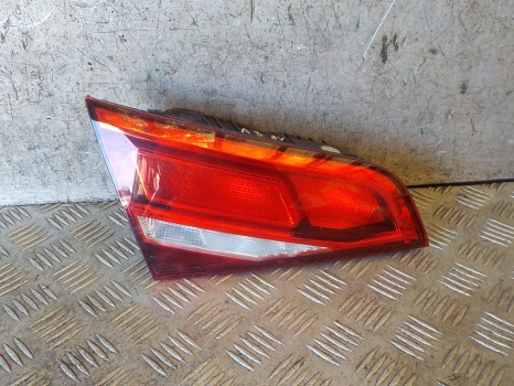 AUDI A3 TDI SE TECHNIK E6 4 DOHC HATCHBACK 5 Door 2017-2020 REAR/TAIL LIGHT ON TAILGATE (PASSENGER SIDE)