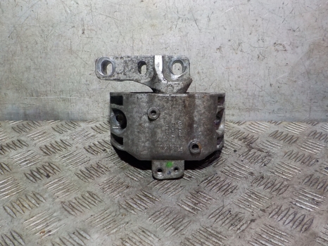 VOLKSWAGEN BEETLE 8V E3 4 SOHC 2003-2010 1596 ENGINE MOUNT (DRIVER SIDE)