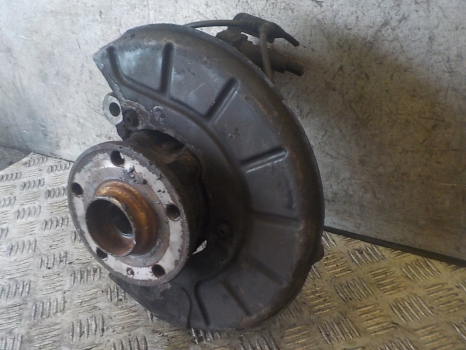 SKODA SUPERB S TDI CR E5 4 DOHC HATCHBACK 2010-2015 1598 HUB WITH ABS (FRONT PASSENGER SIDE)