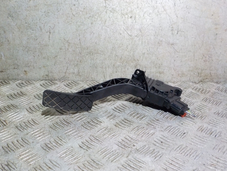 SKODA OCTAVIA GREENLINE III TDI CR E6 4 DOHC ESTATE 5 Door 2013-2017 ACCELERATOR PEDAL (ELECTRONIC)