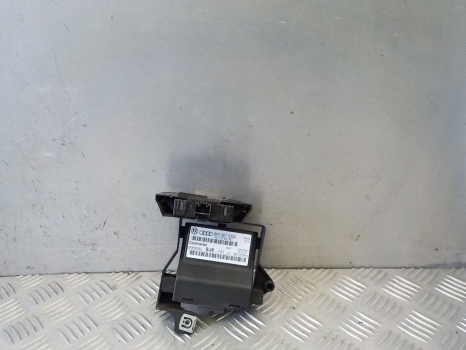 AUDI A3 8P 2.0 TDI 2009-2012 COMFORT CONTROL MODULE 8P0907530A