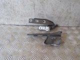 AUDI A4 B8 2.0 TDI CAG 2008-2012 BONNET HINGES (PAIR) 2008,2009,2010,2011,2012AUDI A4 B8 SAOON 4 DOOR BONNET HINGES PAIR 8K0823302D 2008-2012 8K0823302D     GOOD